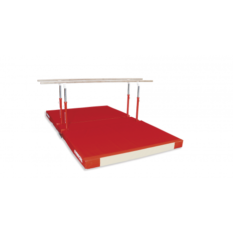 BARRES PARALLÈLES D'ENTRAÎNEMENT AVEC PIÉTEMENT REPLIABLE, CHARIOTS DE DÉPLACEMENT ET MATELAS SPÉCIFIQUE REPLIABLE<BR>