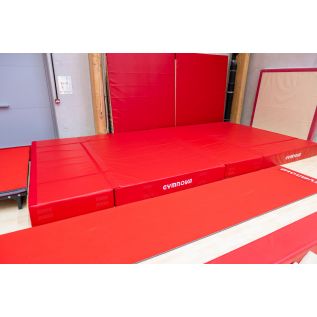 AIRE DE RÉCEPTION SEULE POUR PISTE DE TUMBLING GONFLABLE - Dim. : 600 x 300 x 30 cm (Lxlxép.)